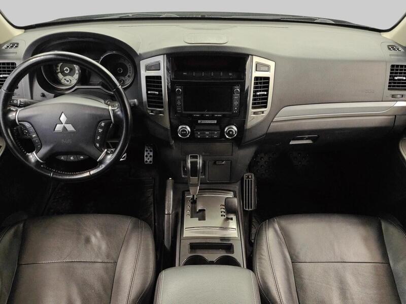 Mitsubishi Pajero vaihtoauto