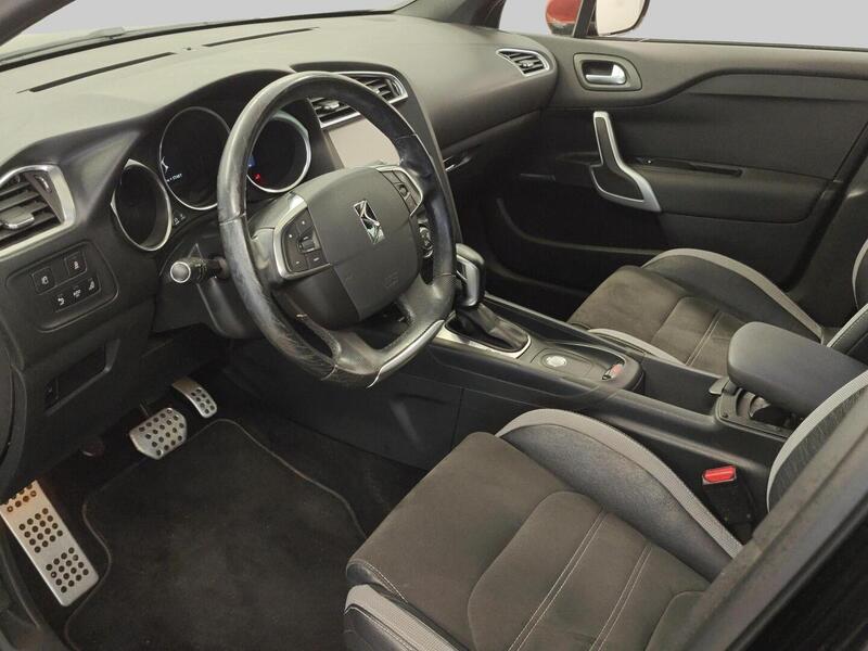 DS 4 vaihtoauto