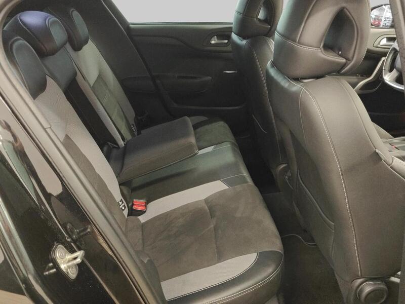 DS 4 vaihtoauto
