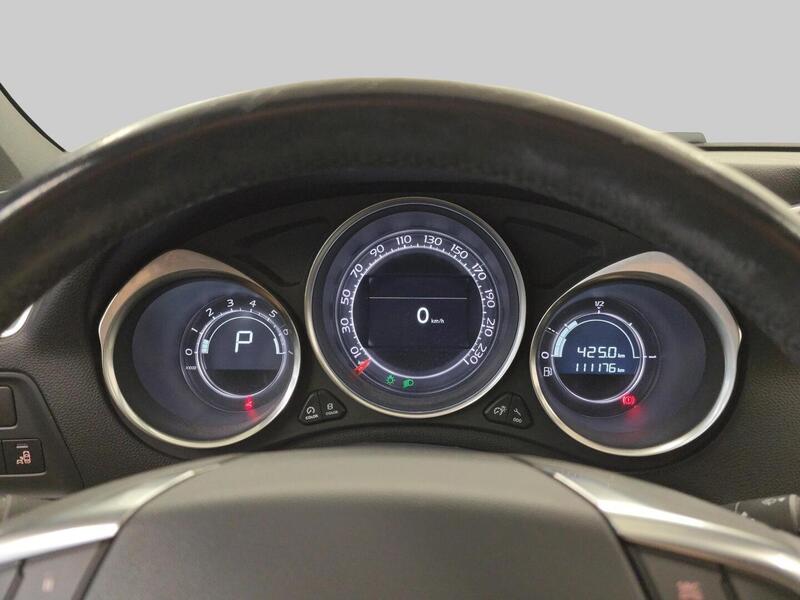 DS 4 vaihtoauto
