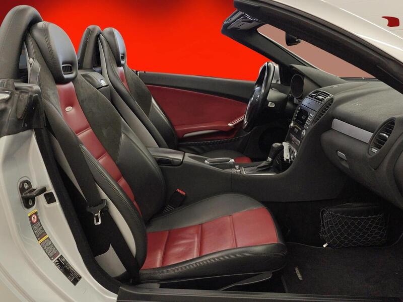 Mercedes-Benz SLK vaihtoauto