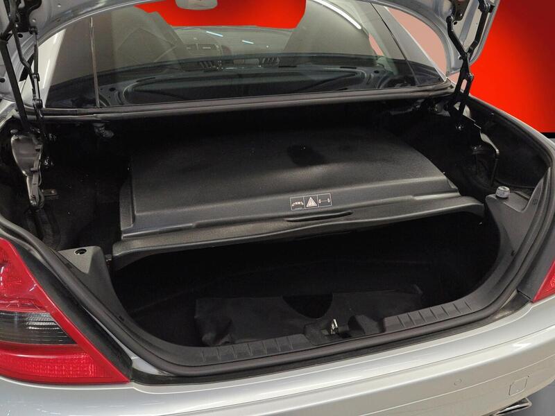 Mercedes-Benz SLK vaihtoauto