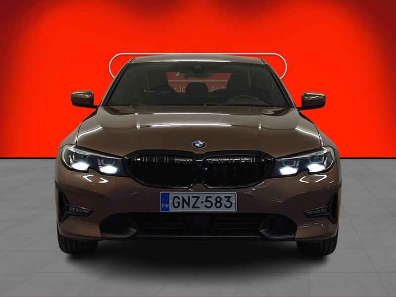 BMW 330 vaihtoauto