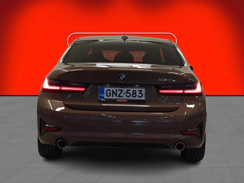BMW 330 vaihtoauto