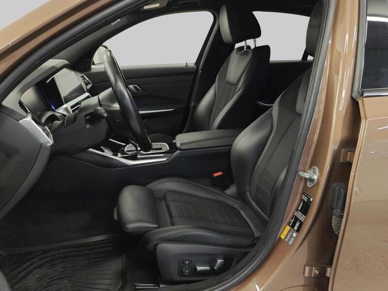 BMW 330 vaihtoauto