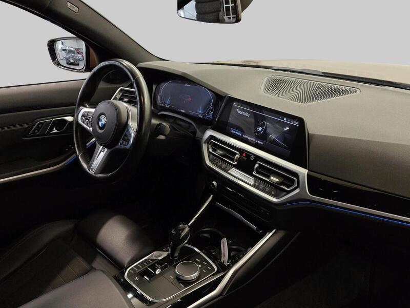 BMW 330 vaihtoauto