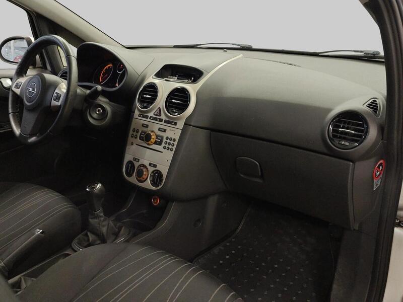 Opel Corsa vaihtoauto