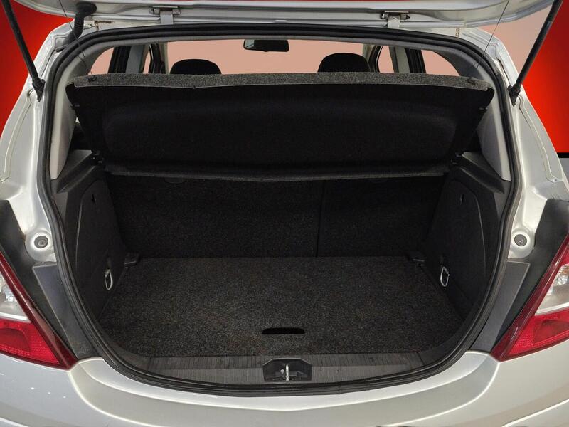 Opel Corsa vaihtoauto