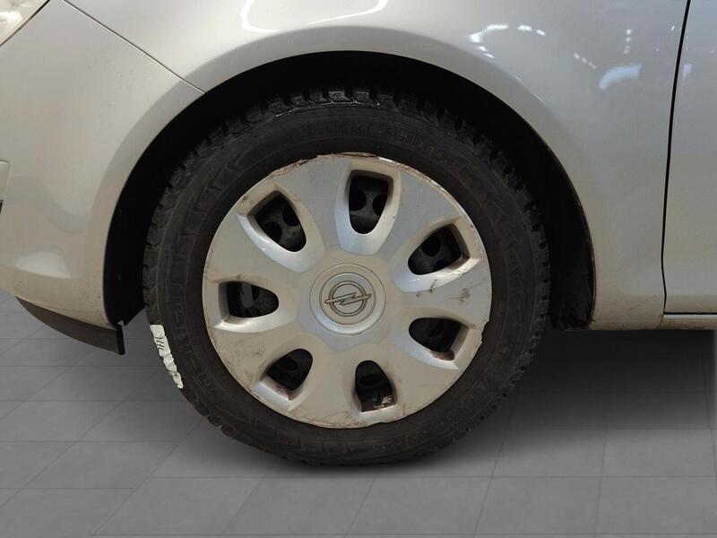 Opel Corsa vaihtoauto