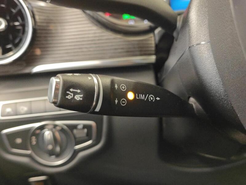 Mercedes-Benz EQV vaihtoauto