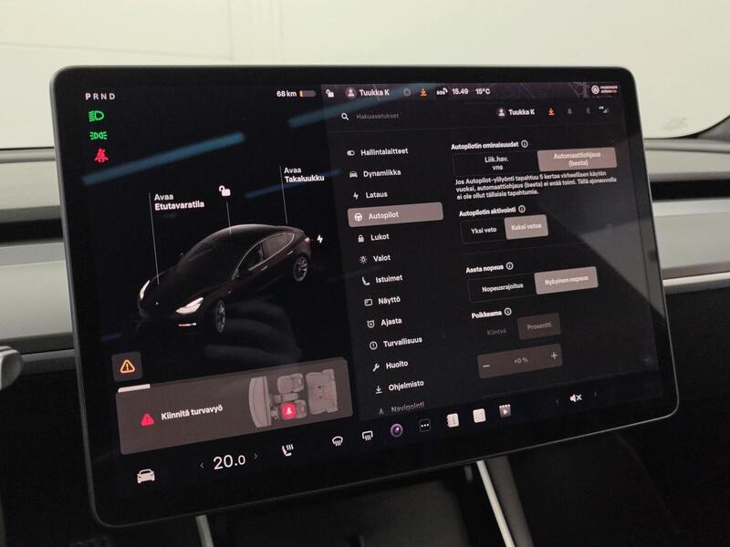 Tesla Model 3 vaihtoauto