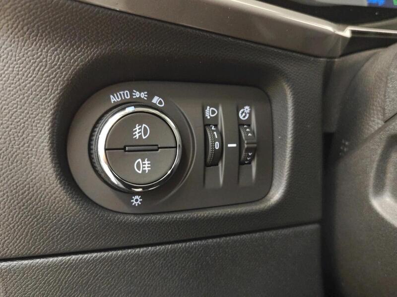 Opel Mokka-e vaihtoauto