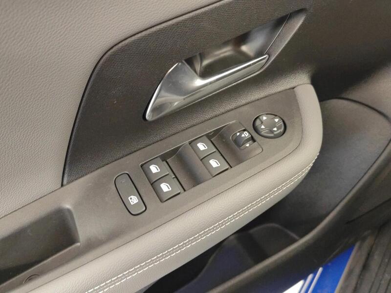 Opel Mokka-e vaihtoauto