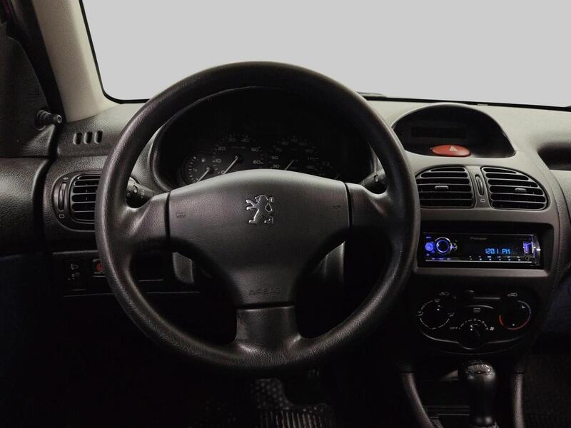Peugeot 206 vaihtoauto