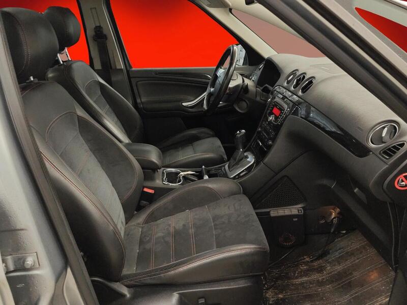 Ford S-MAX vaihtoauto