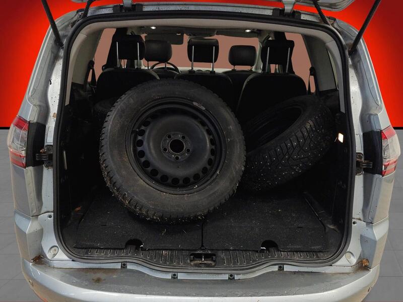 Ford S-MAX vaihtoauto