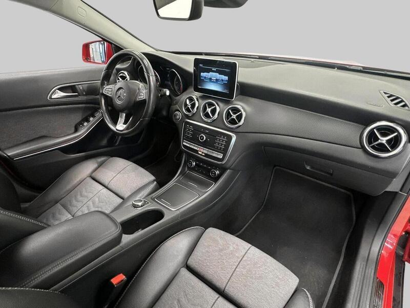 Mercedes-Benz GLA vaihtoauto