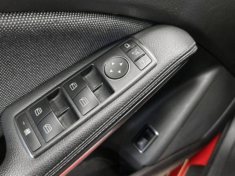 Mercedes-Benz GLA vaihtoauto