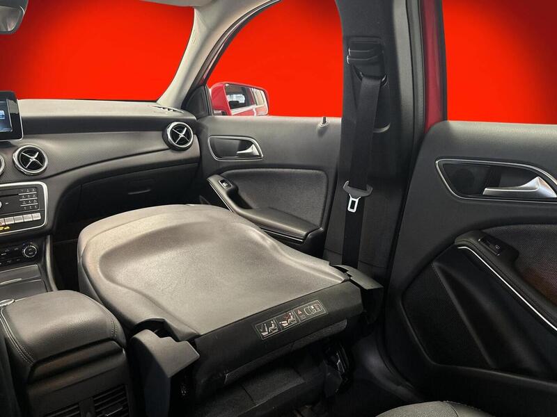 Mercedes-Benz GLA vaihtoauto