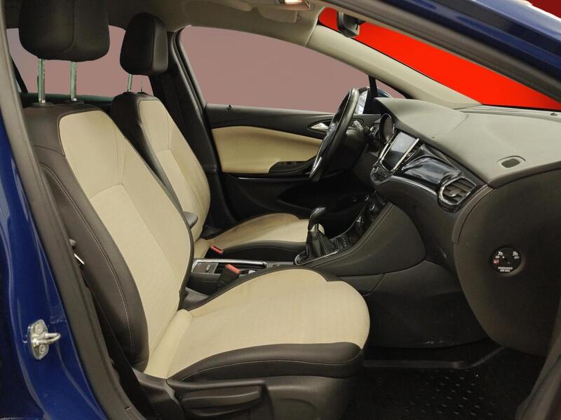 Opel Astra vaihtoauto