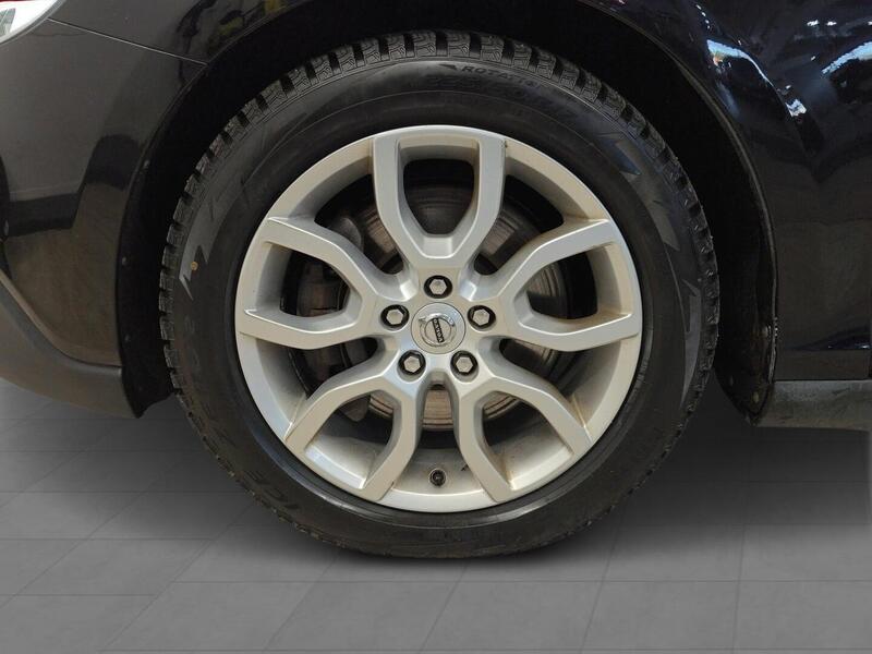 Volvo V40 Cross Country vaihtoauto