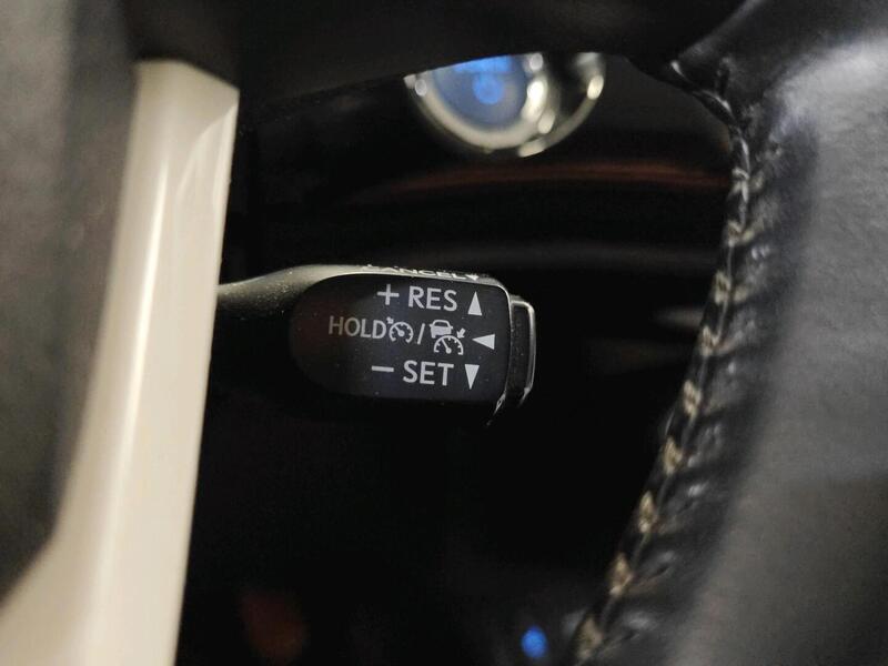 Toyota Prius vaihtoauto