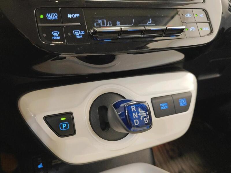 Toyota Prius vaihtoauto