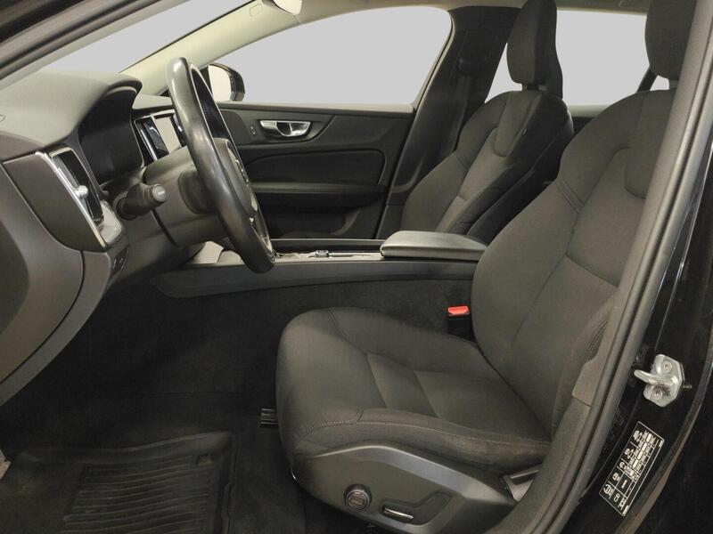 Volvo V60 Cross Country vaihtoauto