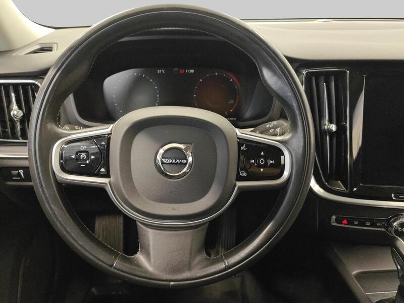 Volvo V60 Cross Country vaihtoauto