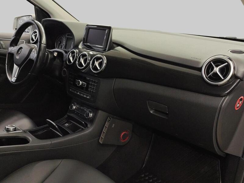 Mercedes-Benz B vaihtoauto