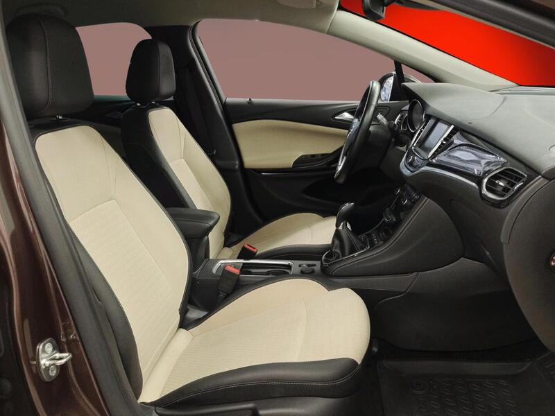 Opel Astra vaihtoauto