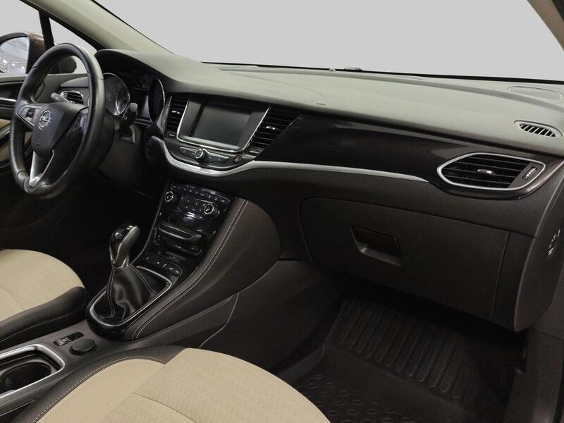 Opel Astra vaihtoauto