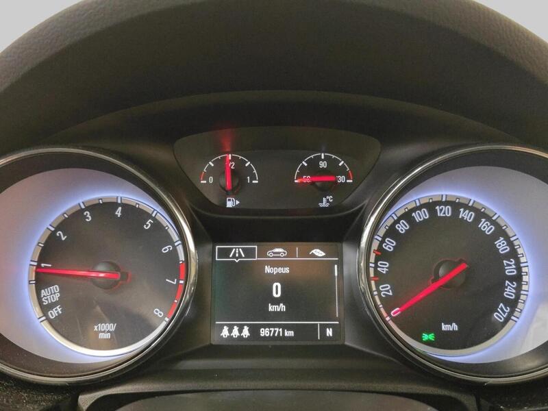 Opel Astra vaihtoauto