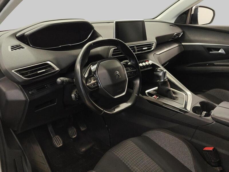 Peugeot 5008 vaihtoauto