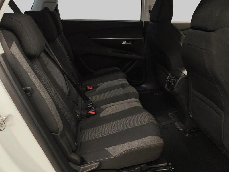 Peugeot 5008 vaihtoauto