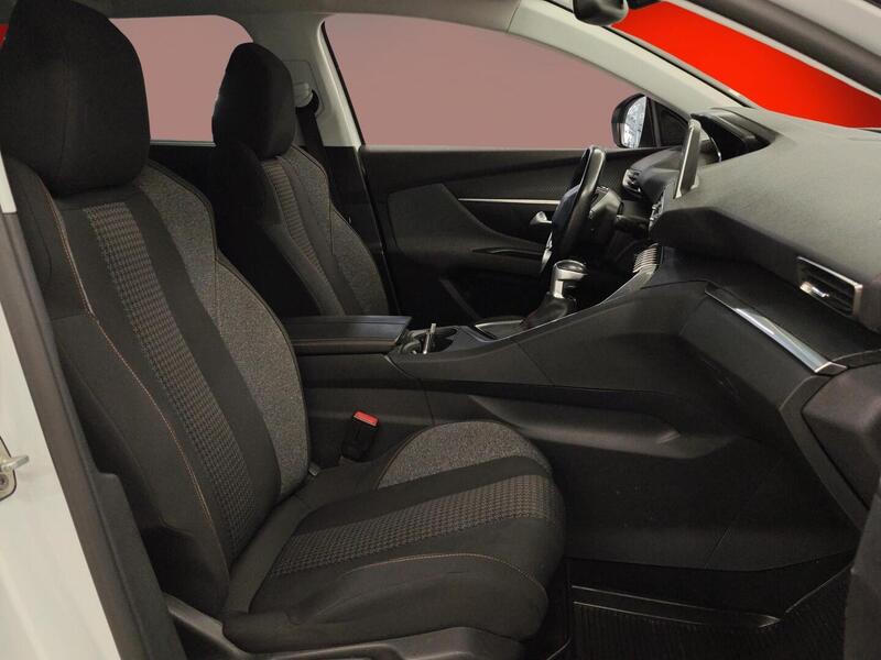 Peugeot 5008 vaihtoauto