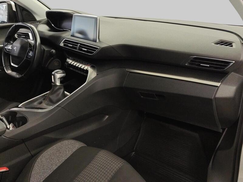 Peugeot 5008 vaihtoauto