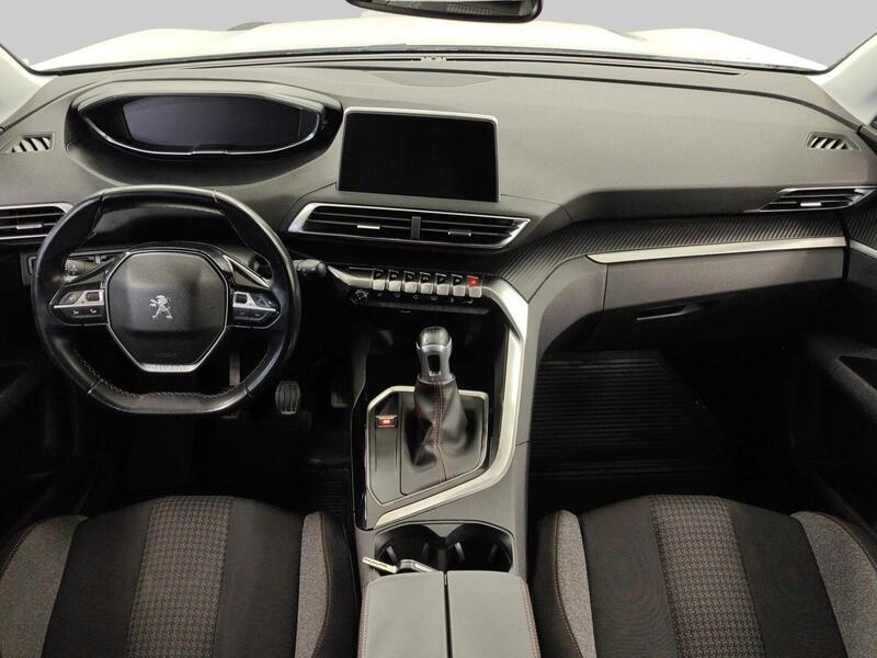 Peugeot 5008 vaihtoauto