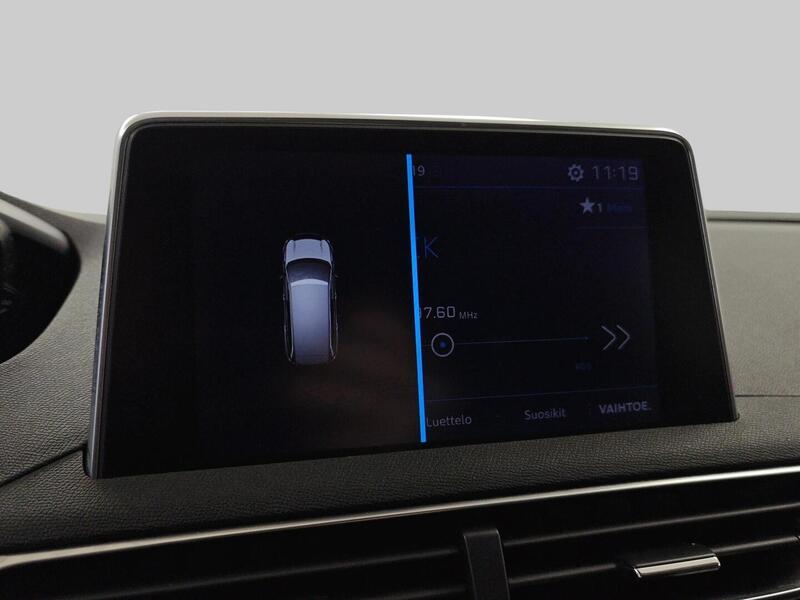 Peugeot 5008 vaihtoauto