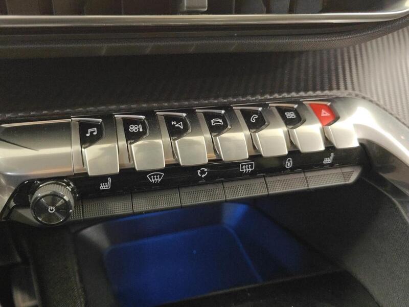 Peugeot 5008 vaihtoauto