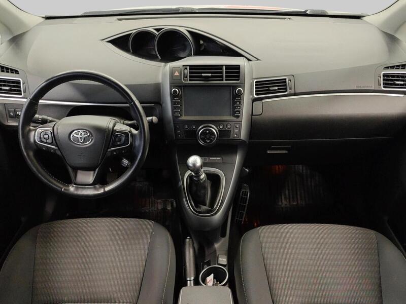 Toyota Verso vaihtoauto