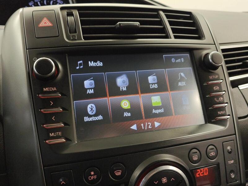 Toyota Verso vaihtoauto