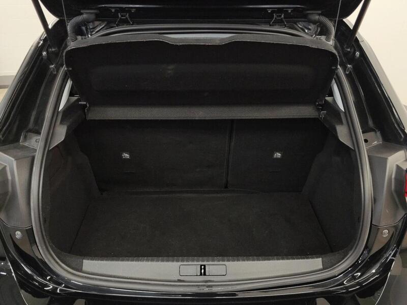 Opel Corsa vaihtoauto