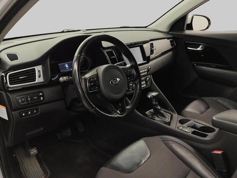 Kia Niro plug-in vaihtoauto