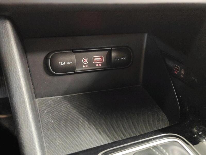 Kia Niro plug-in vaihtoauto