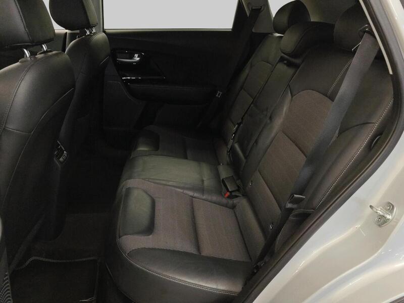 Kia Niro plug-in vaihtoauto