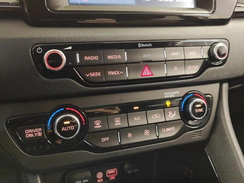 Kia Niro plug-in vaihtoauto