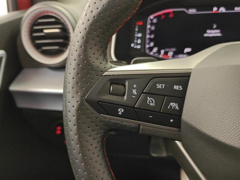 SEAT Arona vaihtoauto