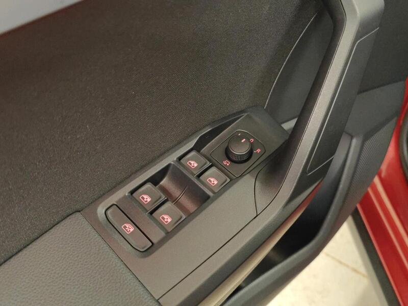 SEAT Arona vaihtoauto