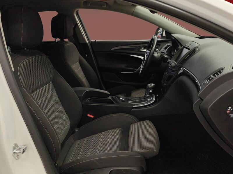 Opel Insignia vaihtoauto